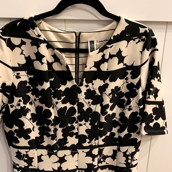 Cream and black dress - Picture 3 of 3